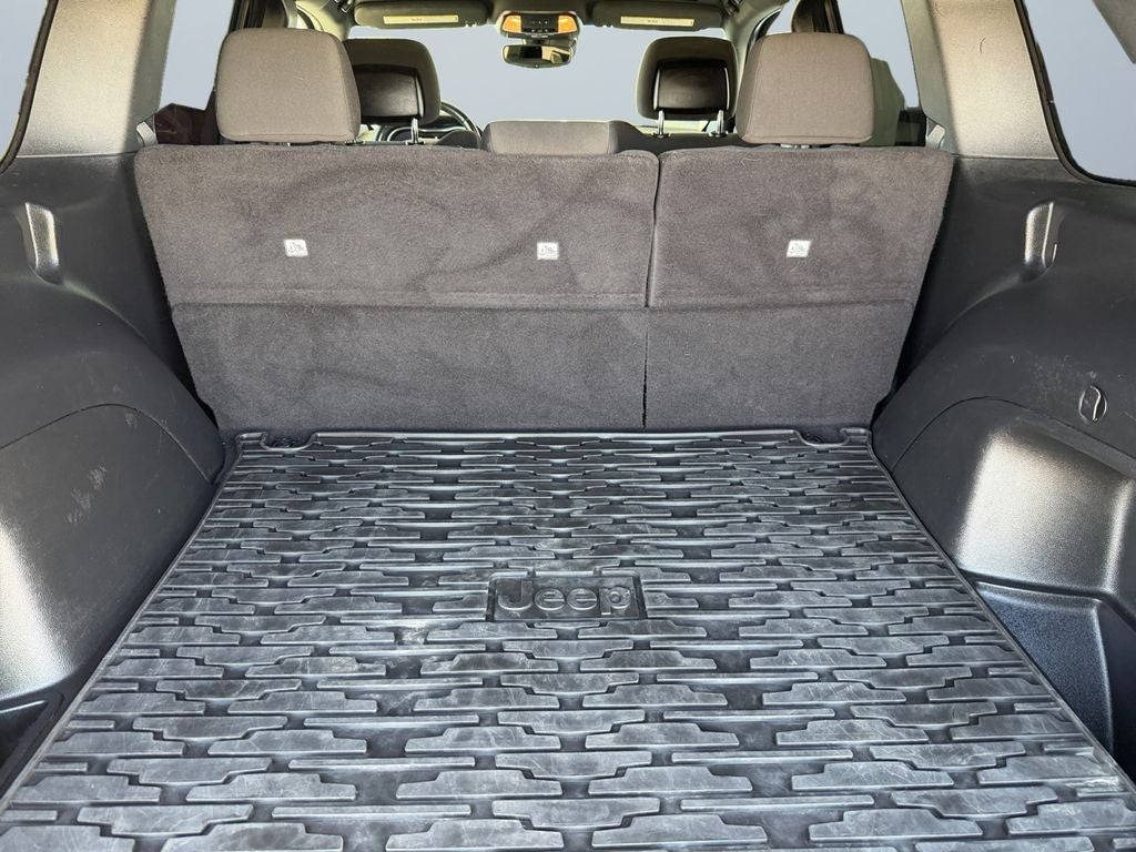 2021 Jeep Grand Cherokee Freedom