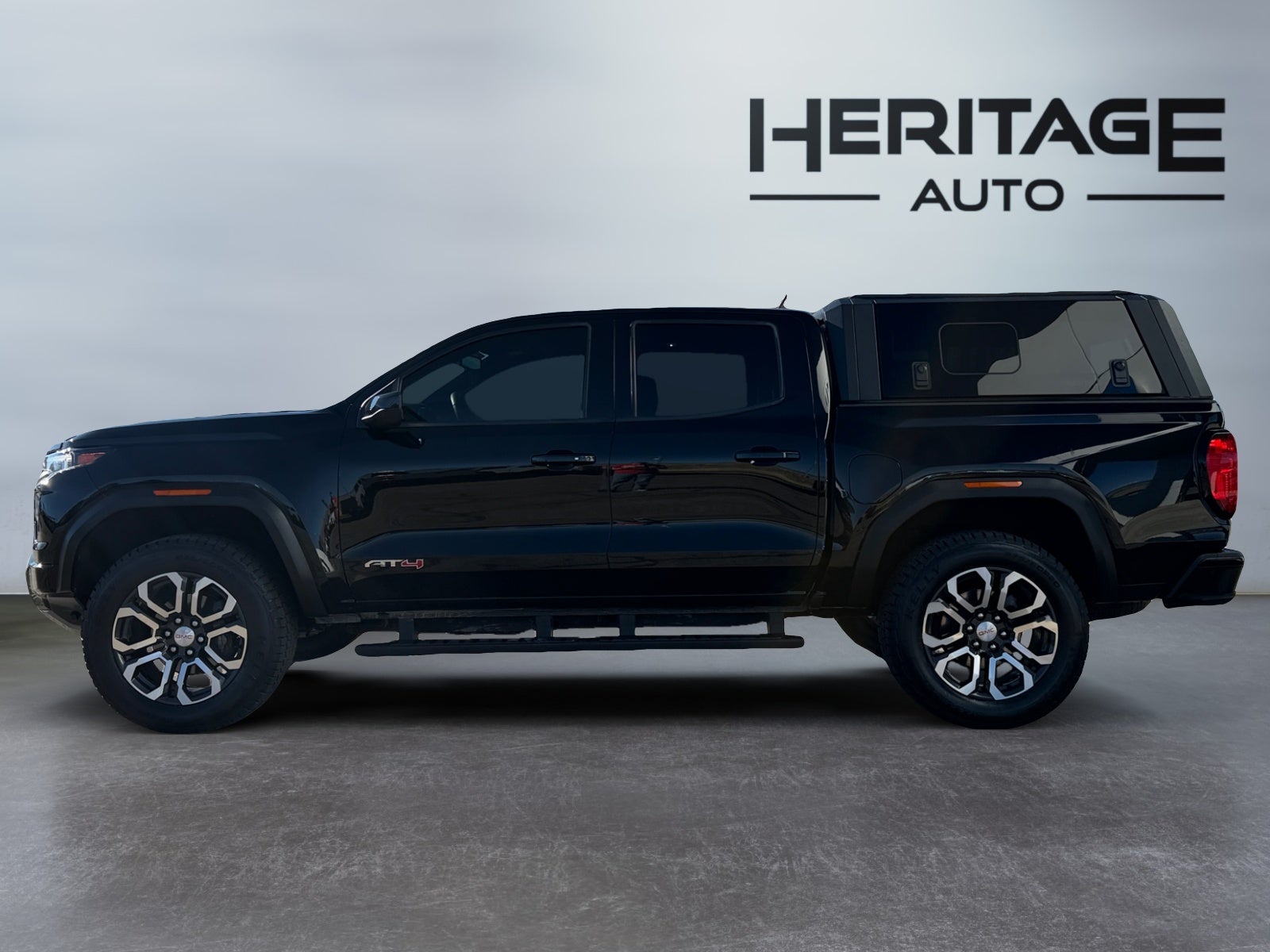 2023 GMC Canyon AT4
