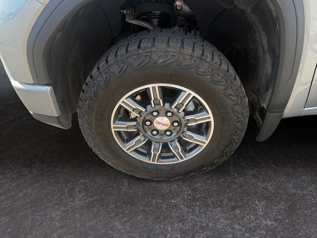 2025 GMC Sierra 1500 AT4