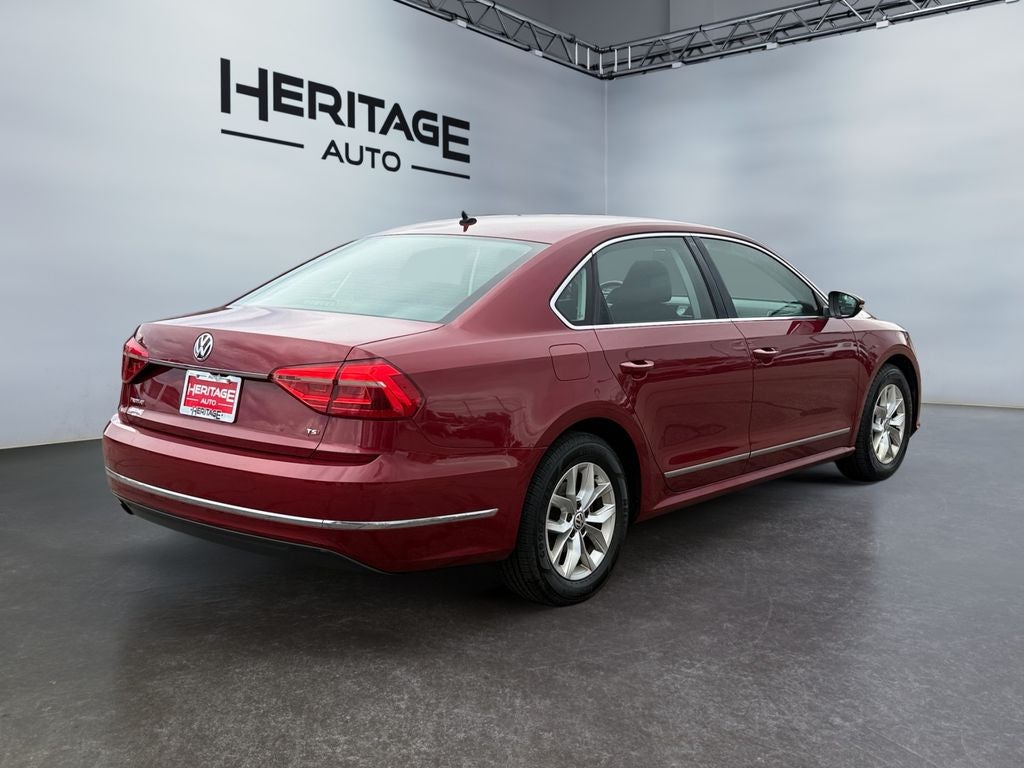 2016 Volkswagen Passat 1.8T S