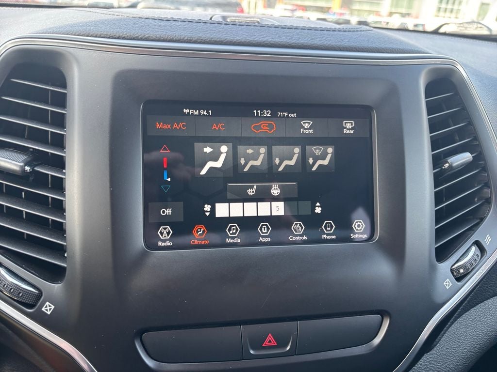 2019 Jeep Cherokee Latitude