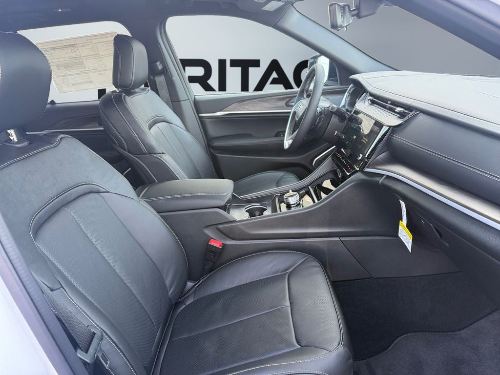 2026 Jeep Grand Cherokee GRAND CHEROKEE LIMITED RESERVE 4X4