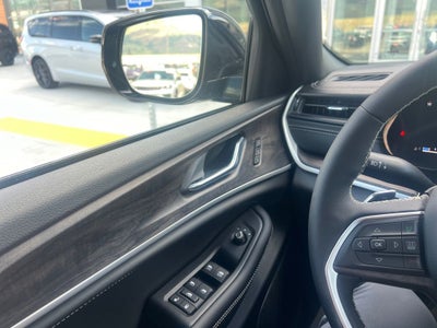 2026 Jeep Grand Cherokee GRAND CHEROKEE LIMITED RESERVE 4X4