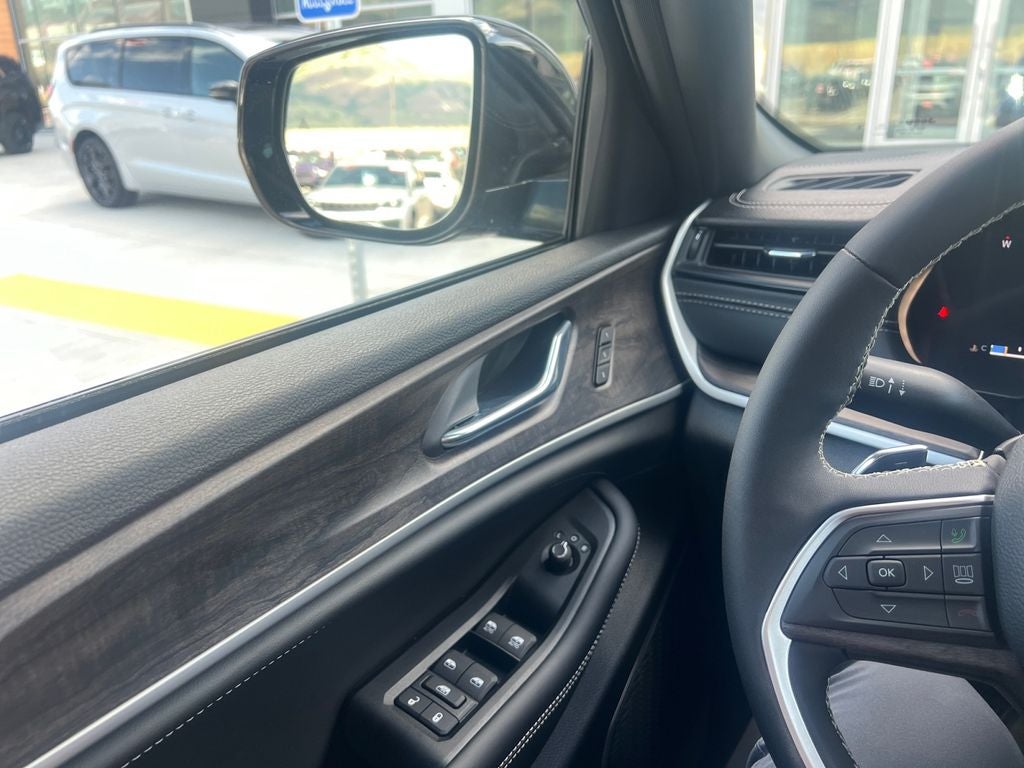 2026 Jeep Grand Cherokee GRAND CHEROKEE LIMITED RESERVE 4X4