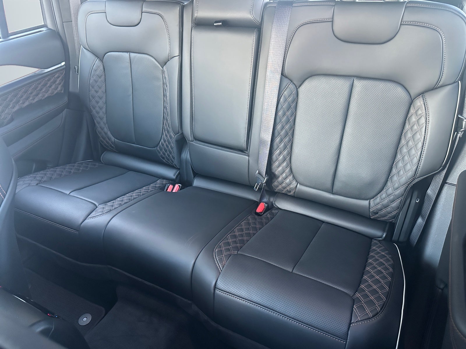 2027 Jeep Grand Cherokee GRAND CHEROKEE SUMMIT 4X4