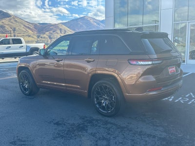 2027 Jeep Grand Cherokee GRAND CHEROKEE SUMMIT 4X4