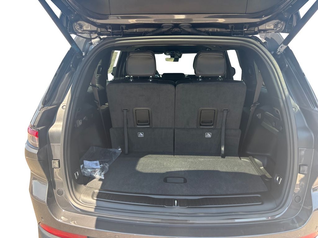 2026 Jeep Grand Cherokee GRAND CHEROKEE L LAREDO ALTITUDE 4X4