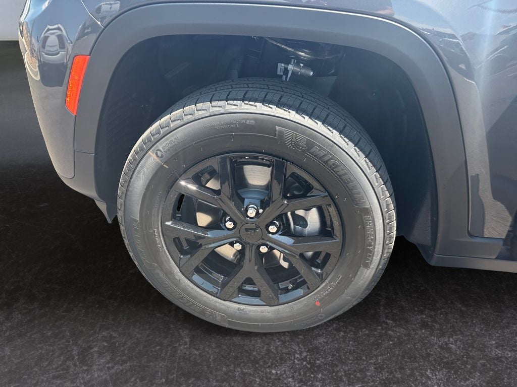 2026 Jeep Grand Cherokee GRAND CHEROKEE L LAREDO ALTITUDE 4X4