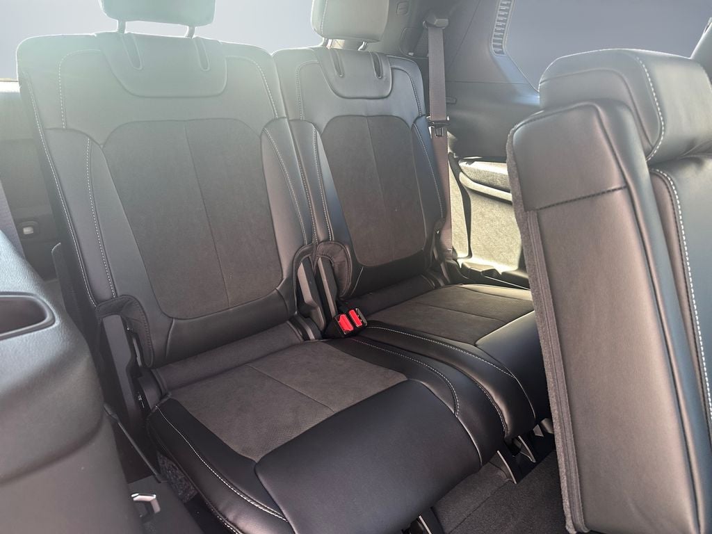 2026 Jeep Grand Cherokee GRAND CHEROKEE L LAREDO ALTITUDE 4X4