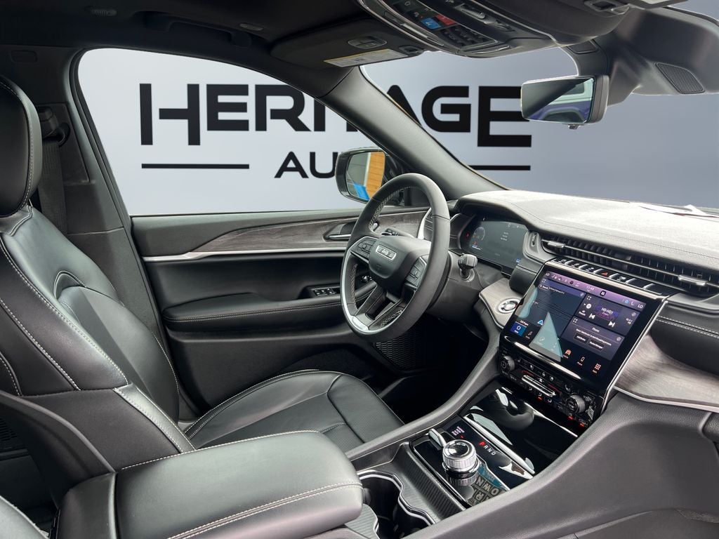 2025 Jeep Grand Cherokee L Limited 4x4