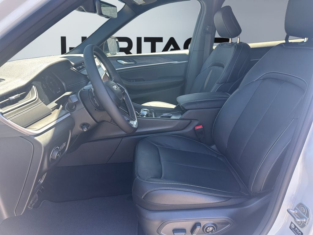 2026 Jeep Grand Cherokee GRAND CHEROKEE L LIMITED RESERVE 4X4