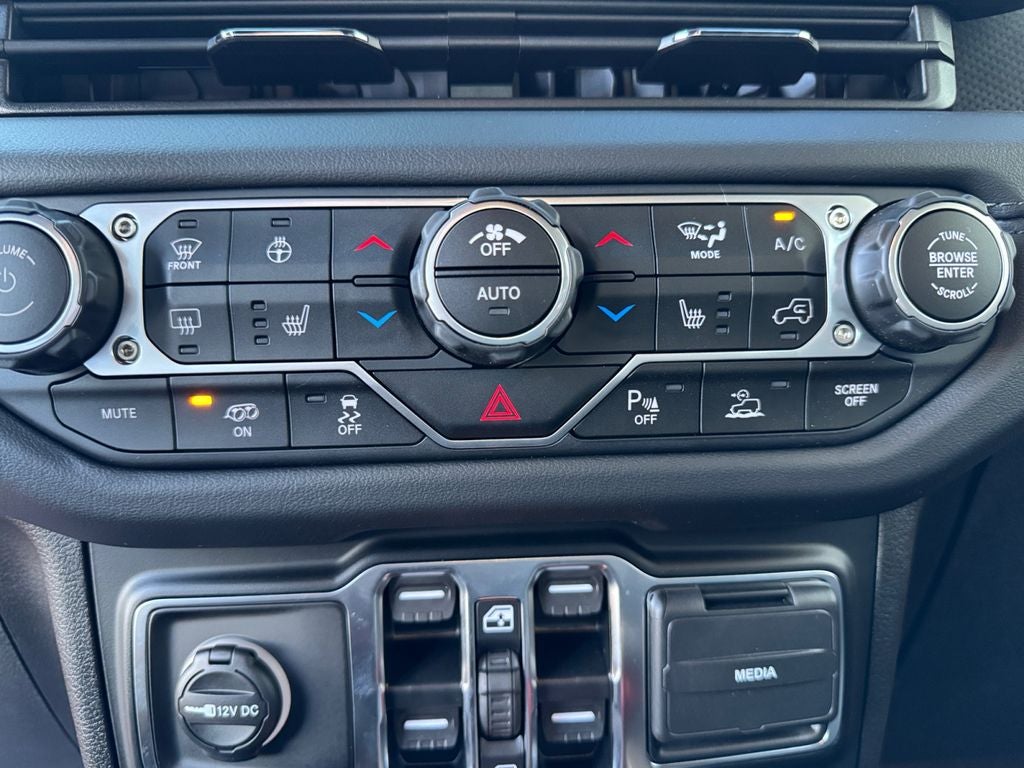 2025 Jeep Wrangler WRANGLER 4-DOOR RUBICON 392