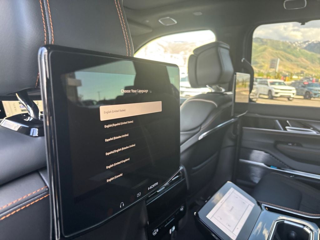 2026 Jeep Grand Wagoneer GRAND WAGONEER SUMMIT RESERVE 4X4