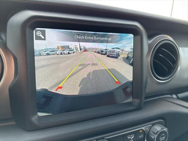 2021 Jeep Gladiator Willys 4x4