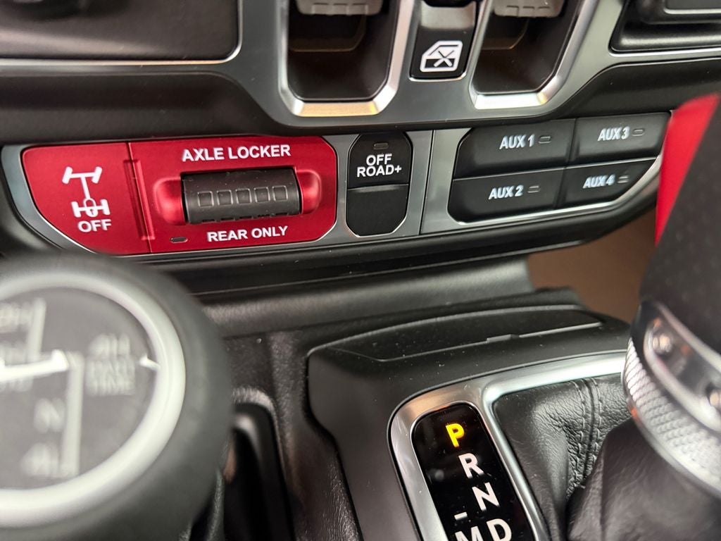 2026 Jeep Gladiator GLADIATOR MOJAVE X 4X4