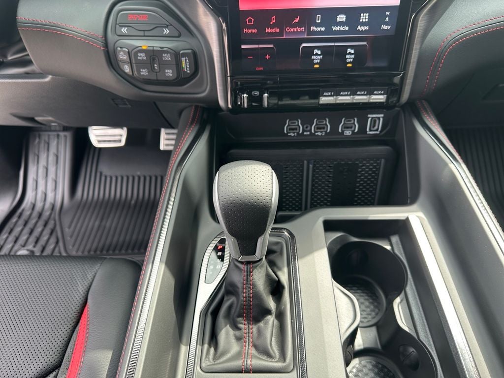 2026 RAM Ram 1500 RAM 1500 RHO CREW CAB 4X4 5'7' BOX