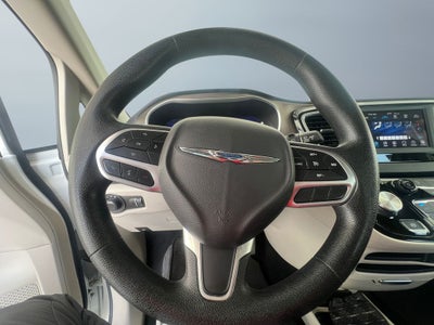 2021 Chrysler Voyager L