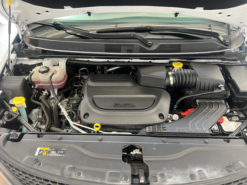 2021 Chrysler Voyager L