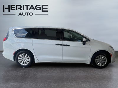 2021 Chrysler Voyager L