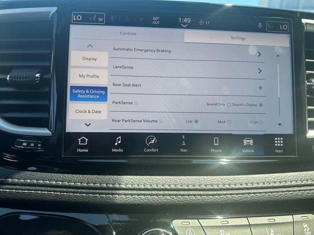 2027 Chrysler Pacifica PACIFICA SELECT AWD