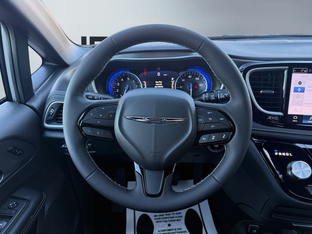 2026 Chrysler Pacifica PACIFICA SELECT AWD