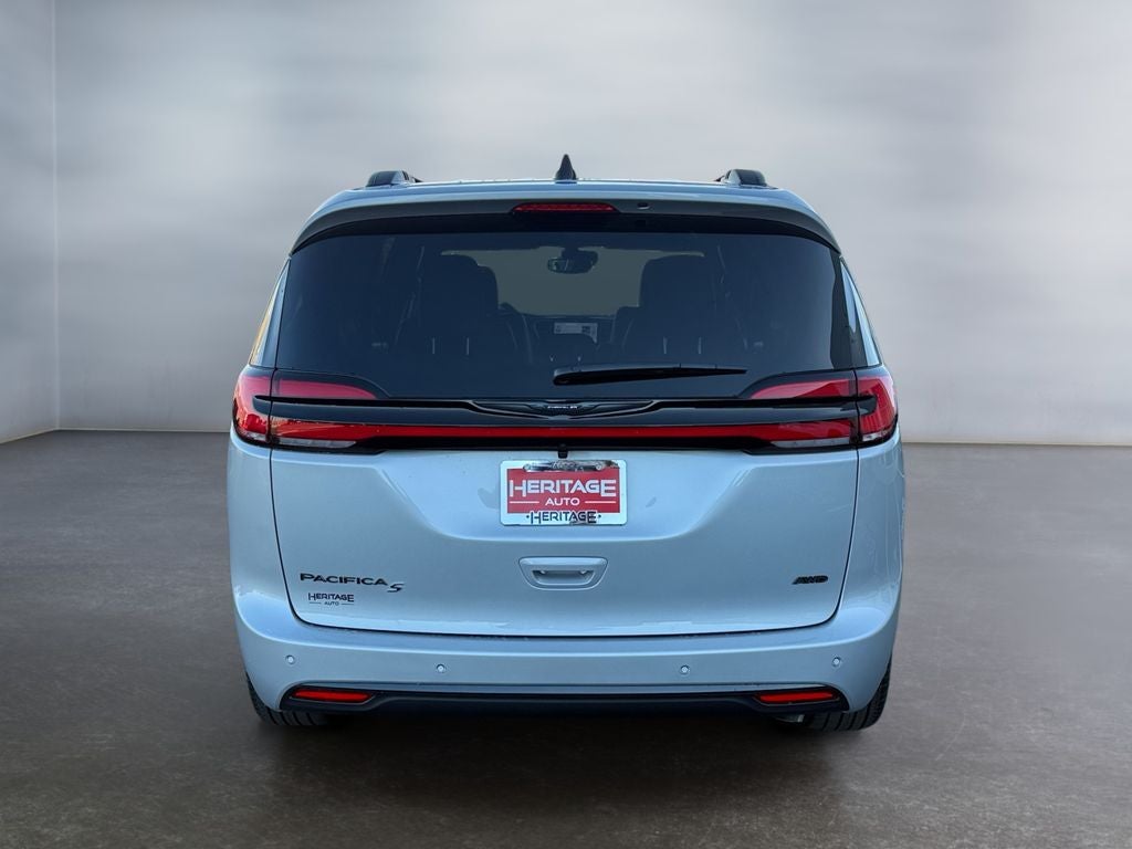 2026 Chrysler Pacifica PACIFICA SELECT AWD