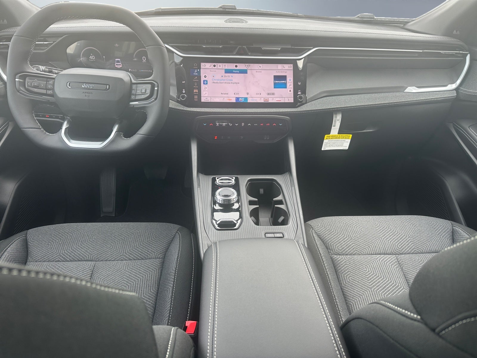 2027 Jeep Cherokee CHEROKEE LAREDO 4X4