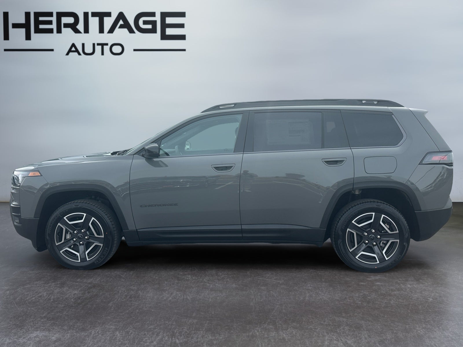 2027 Jeep Cherokee CHEROKEE LAREDO 4X4