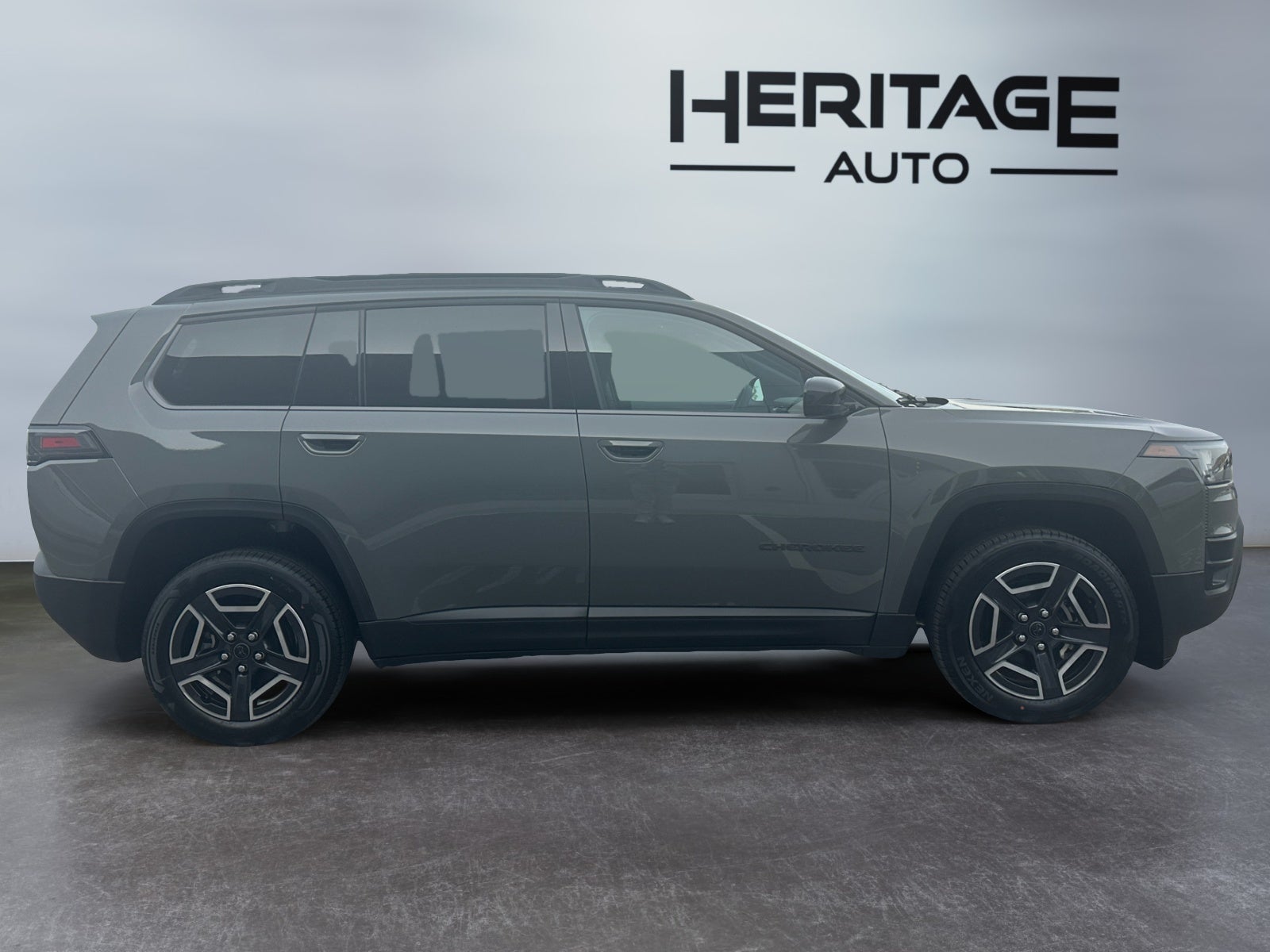 2027 Jeep Cherokee CHEROKEE LAREDO 4X4