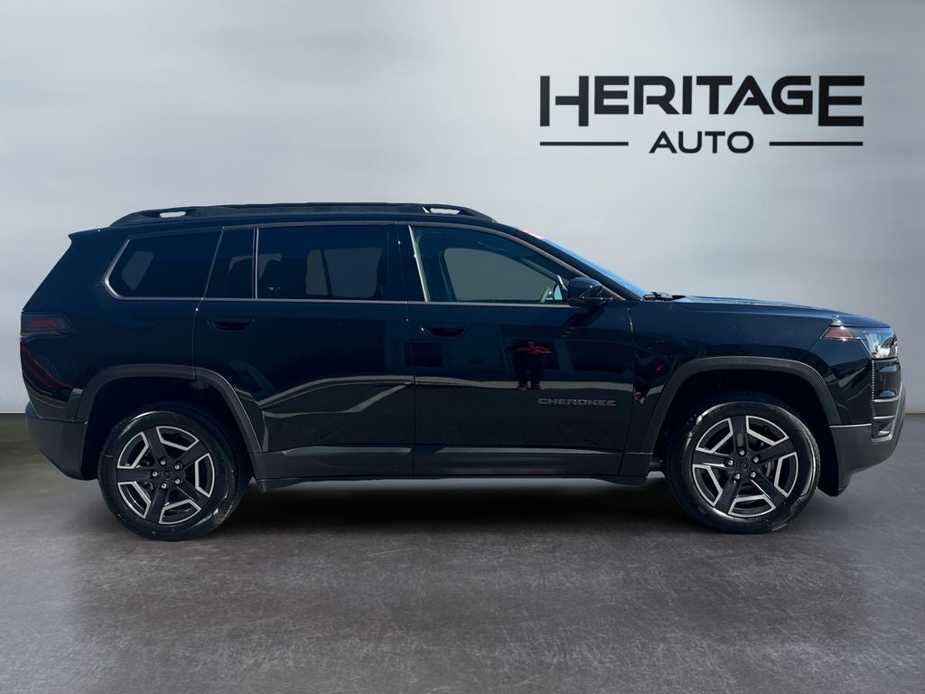 2026 Jeep Cherokee CHEROKEE LAREDO 4X4