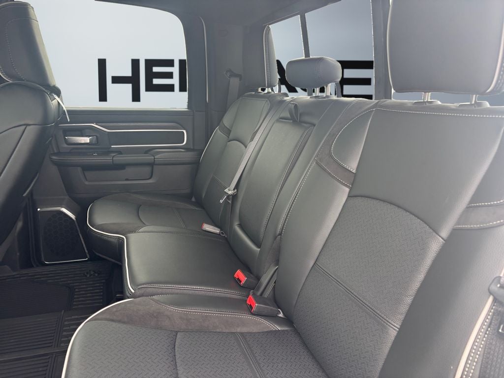2026 RAM Ram 3500 RAM 3500 LARAMIE CREW CAB 4X4 8' BOX
