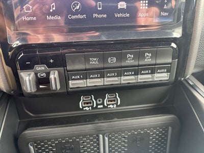2026 RAM Ram 3500 RAM 3500 LARAMIE CREW CAB 4X4 8' BOX