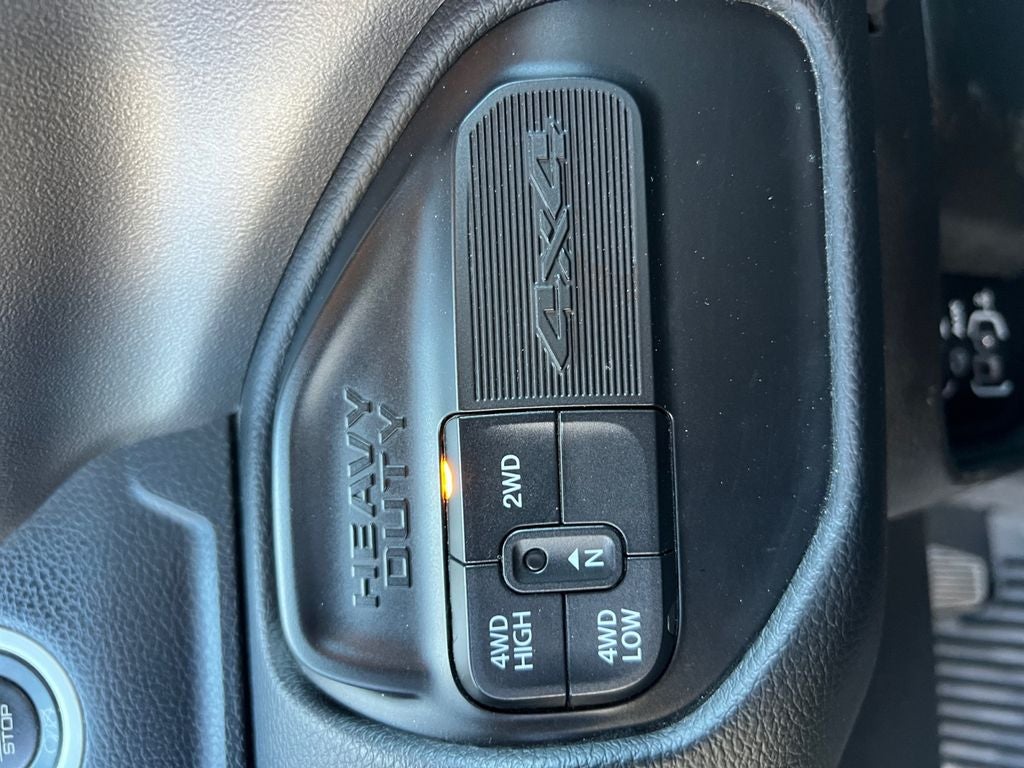 2020 RAM 2500 Big Horn Crew Cab 4x4 8' Box