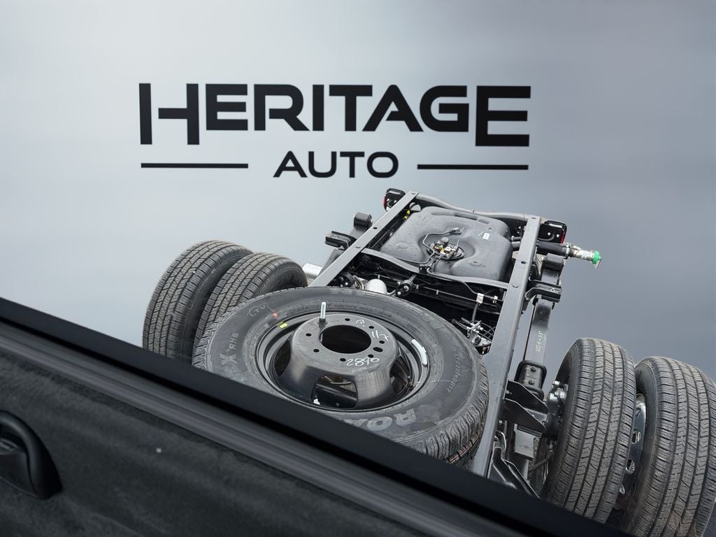 2026 RAM Ram 3500 Chassis Cab RAM 3500 BIG HORN CHASSIS REGULAR CAB 4X4 60' CA