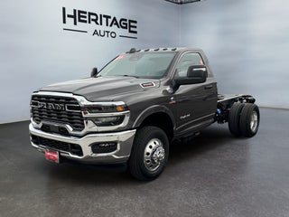 2026 RAM Ram 3500 Chassis Cab RAM 3500 BIG HORN CHASSIS REGULAR CAB 4X4 60' CA