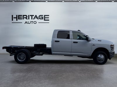 2026 RAM Ram 3500 Chassis Cab RAM 3500 TRADESMAN CREW CAB CHASSIS 4X4 60' CA