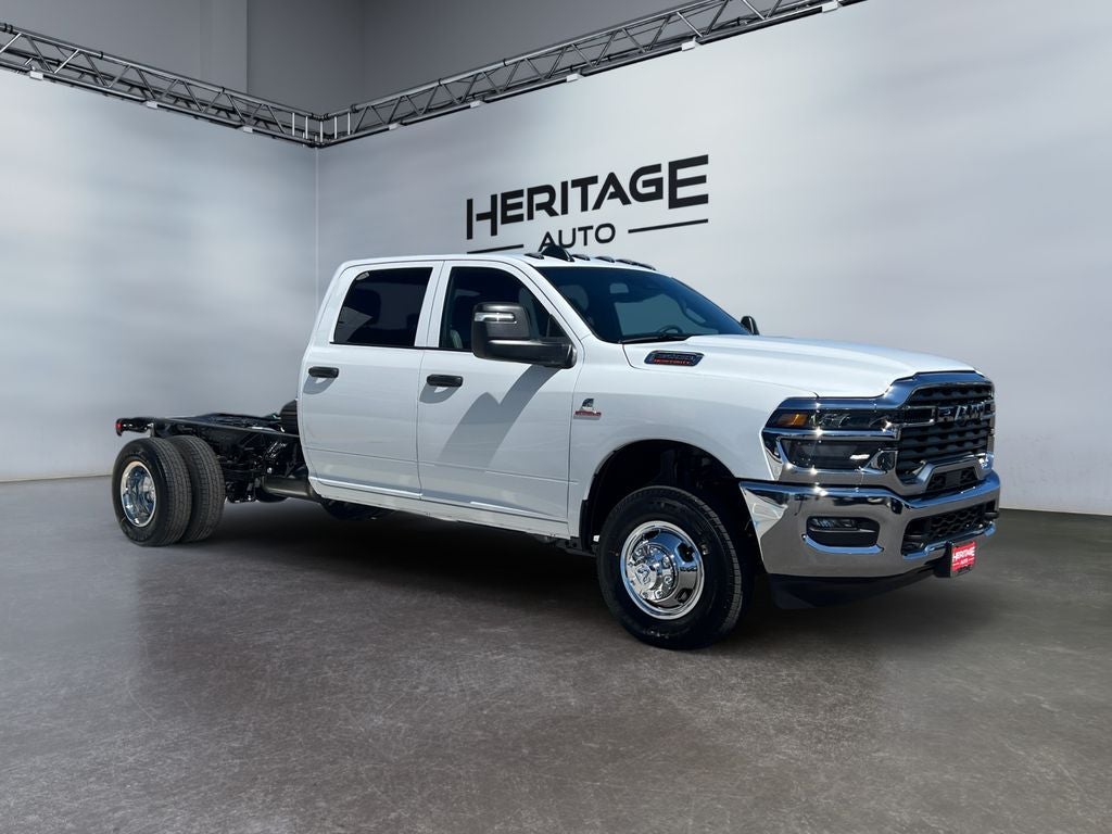 2026 RAM Ram 3500 Chassis Cab RAM 3500 TRADESMAN CREW CAB CHASSIS 4X4 60' CA