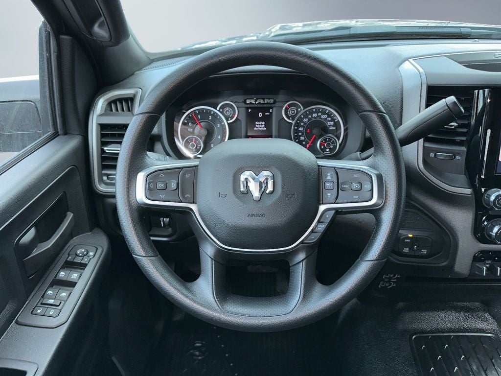 2026 RAM Ram 3500 Chassis Cab RAM 3500 TRADESMAN CREW CAB CHASSIS 4X4 60' CA