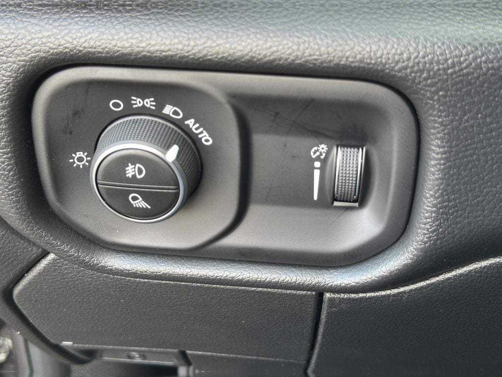 2026 RAM Ram 3500 Chassis Cab RAM 3500 TRADESMAN CREW CAB CHASSIS 4X4 60' CA