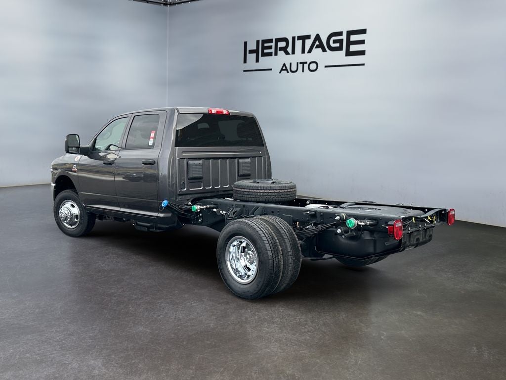 2026 RAM Ram 3500 Chassis Cab RAM 3500 TRADESMAN CREW CAB CHASSIS 4X4 60' CA