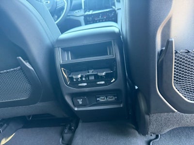 2026 Jeep Grand Cherokee GRAND CHEROKEE LAREDO X 4X4