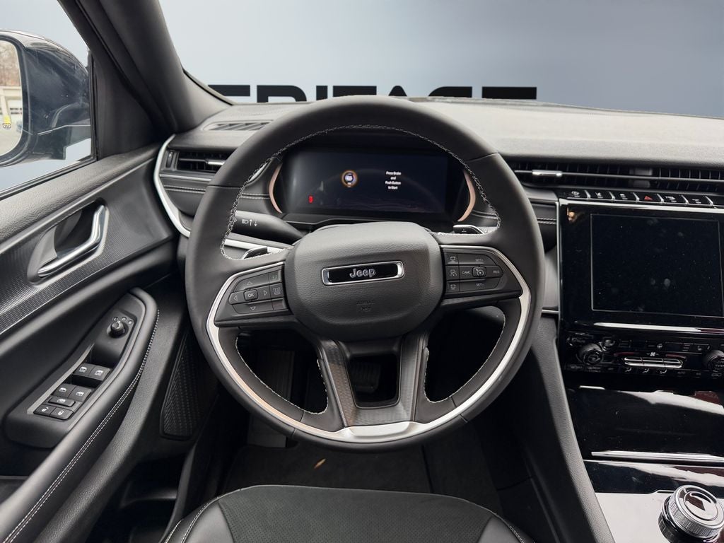 2025 Jeep Grand Cherokee GRAND CHEROKEE ALTITUDE 4X4