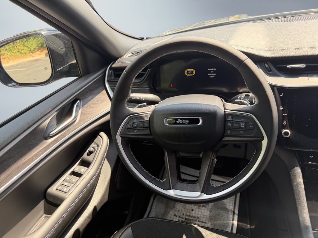 2026 Jeep Grand Cherokee GRAND CHEROKEE L LAREDO ALTITUDE 4X4