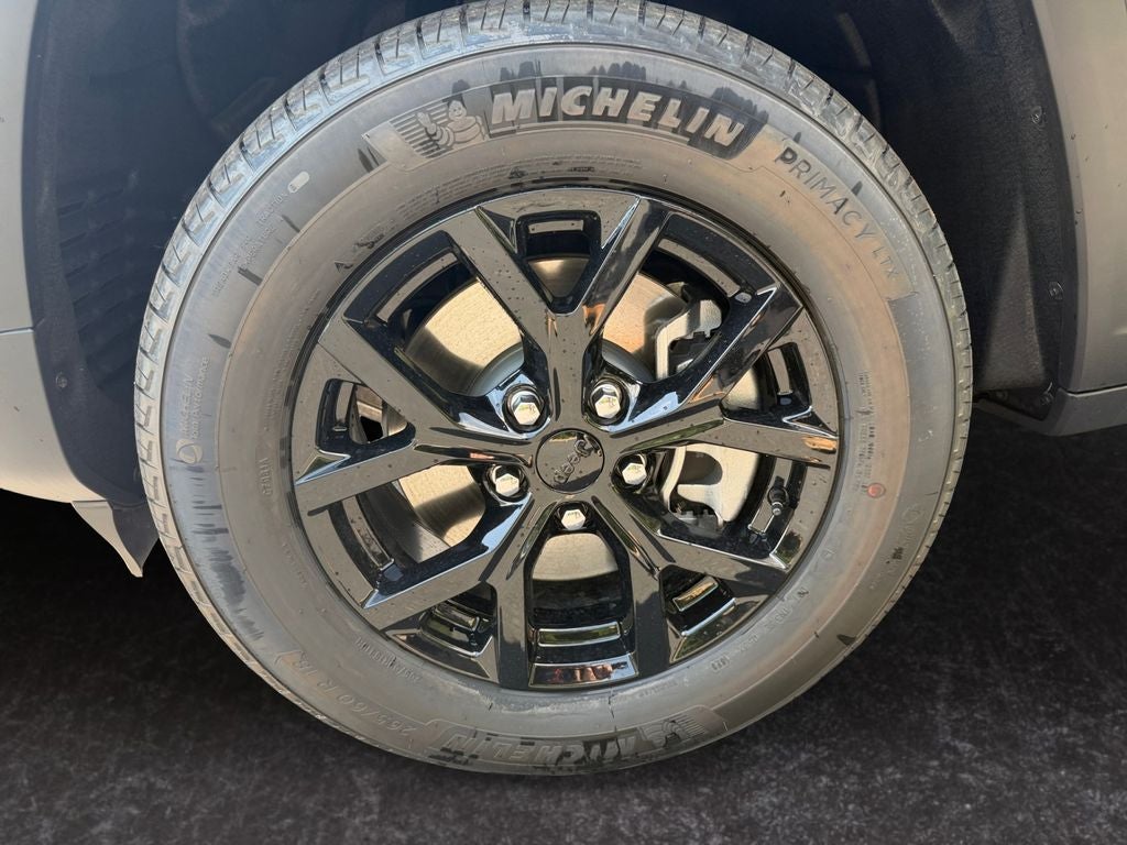 2026 Jeep Grand Cherokee GRAND CHEROKEE L LAREDO ALTITUDE 4X4