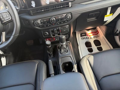 2025 Jeep Wrangler WRANGLER 4-DOOR RUBICON 392