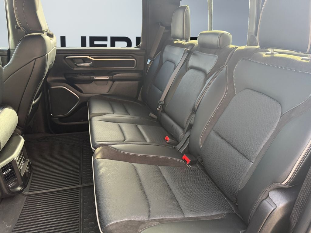 2024 RAM 1500 Laramie Crew Cab 4x4 5'7' Box