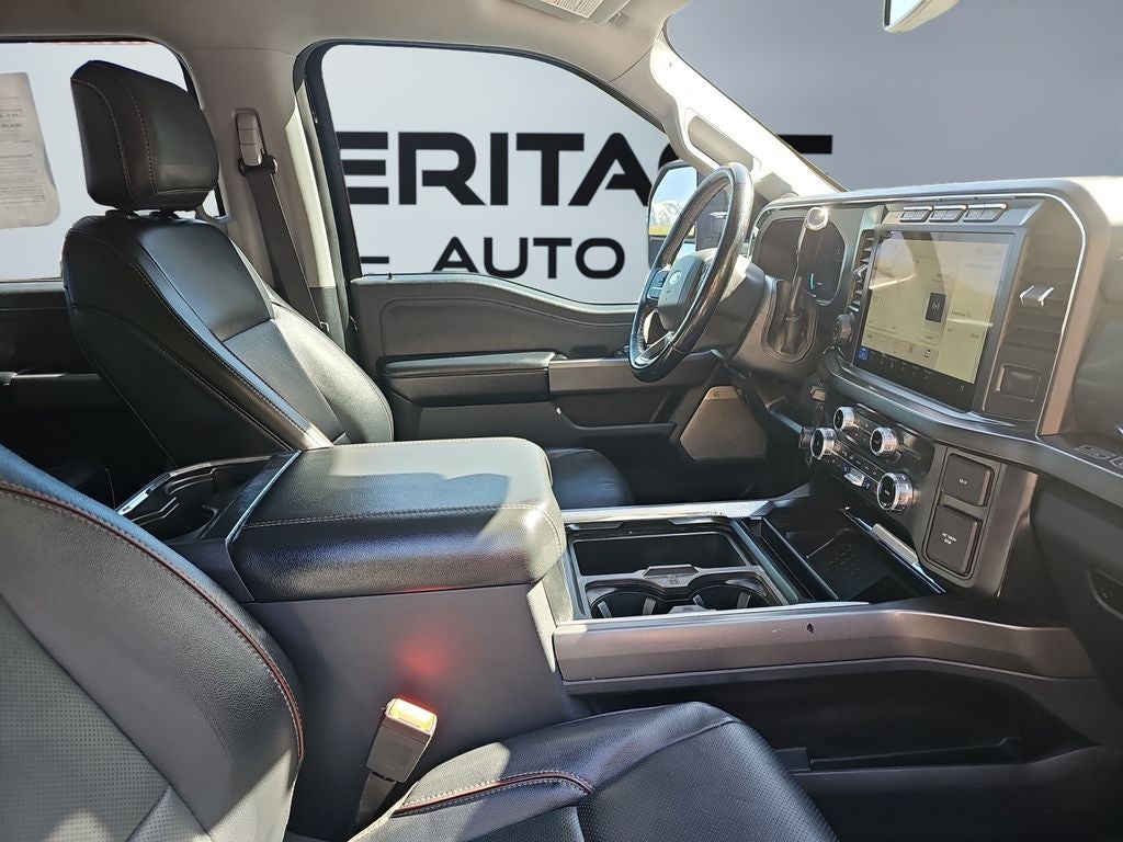 2023 Ford F-350 LARIAT