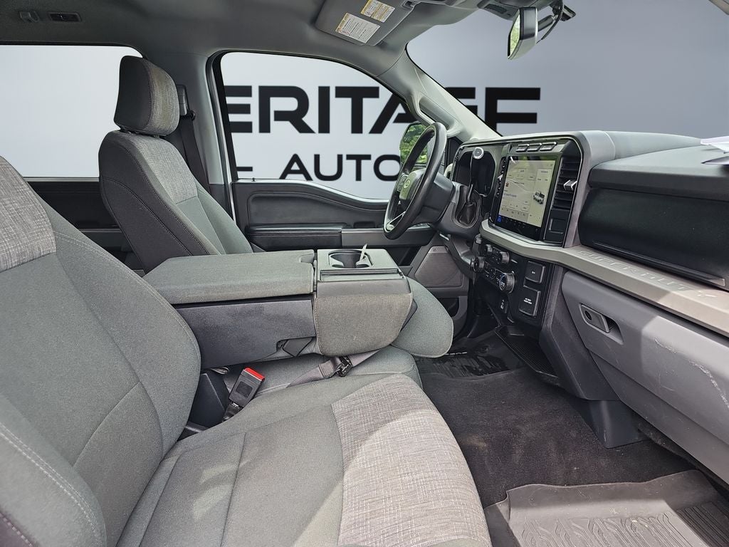 2023 Ford F-350 XLT