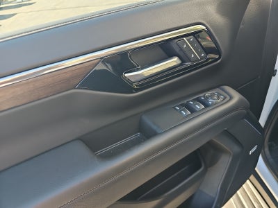 2025 Chevrolet Suburban 4WD High Country