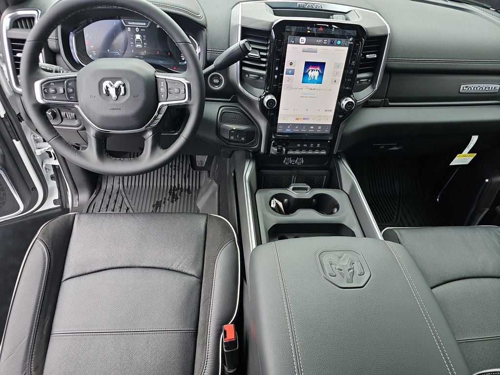 2026 RAM Ram 3500 RAM 3500 LARAMIE CREW CAB 4X4 8' BOX